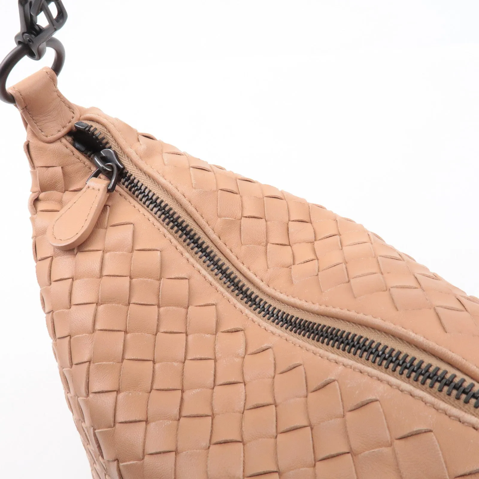 BOTTEGA VENETA Intrecciato Leather Shoulder Bag Beige 239988