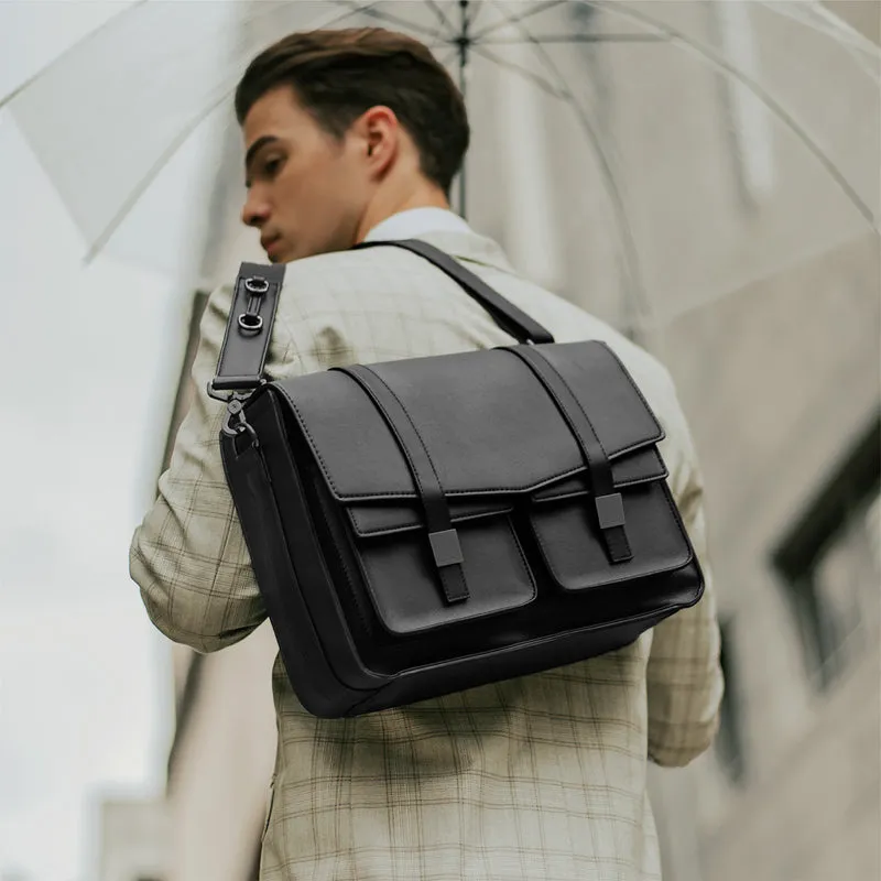 Mason L Messenger Bag - Black