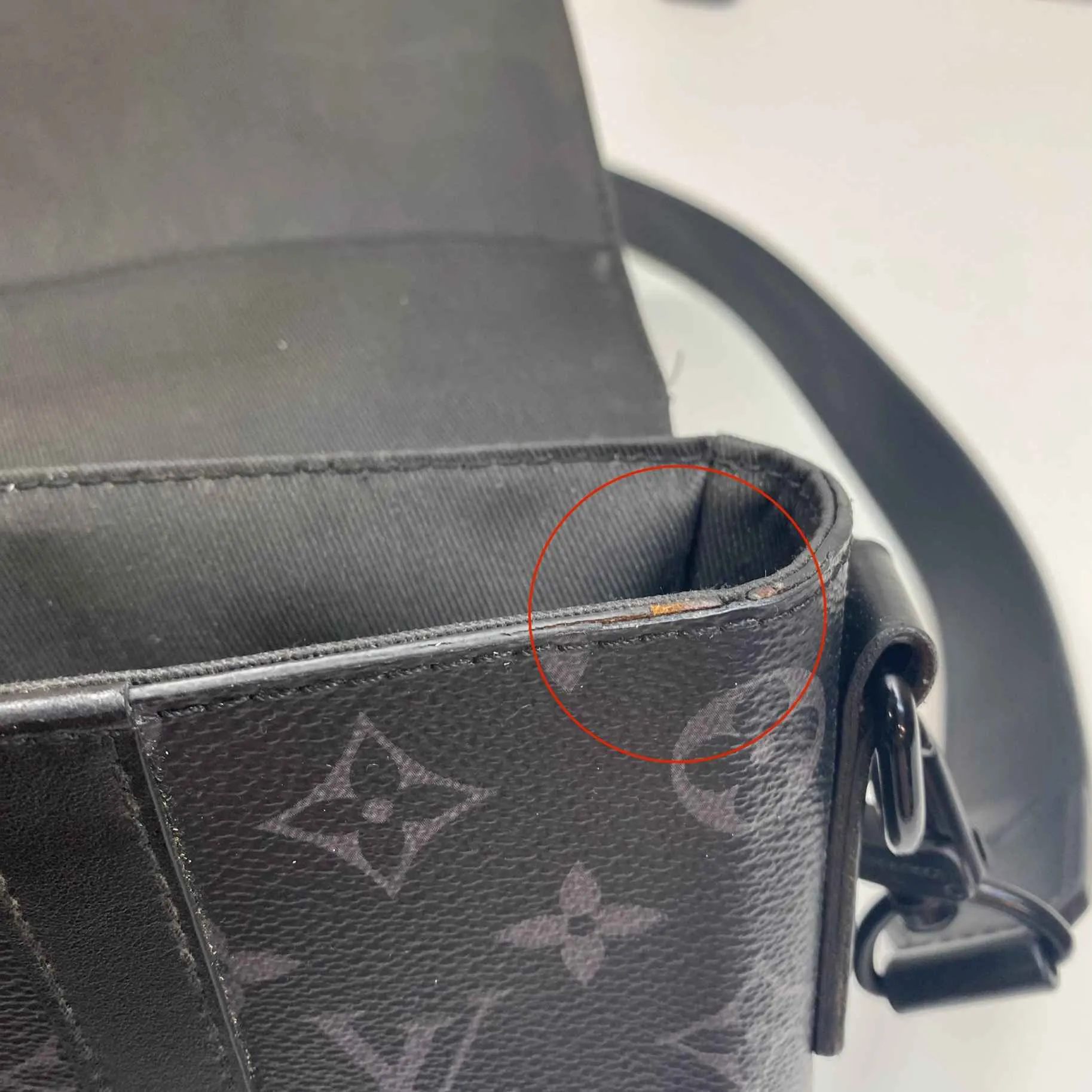 Men's Monogram Eclipse Trunk Messenger Bag Black